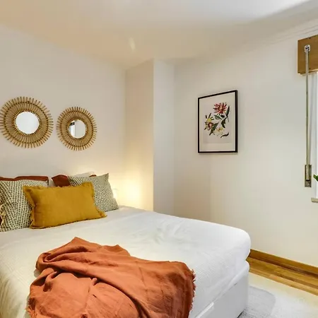Charming 1 Bed Apt In Anjos Nr Metro