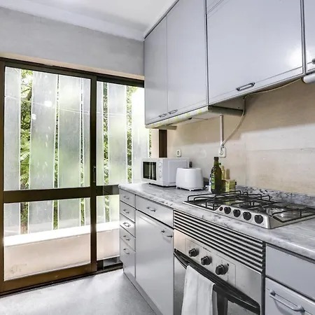 Charming 1 Bed Apt In Anjos Nr Metro *
